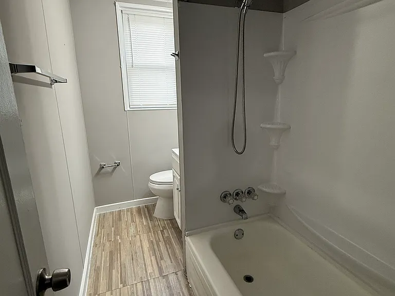 1907 Griffis Ave #1 — Photo 7