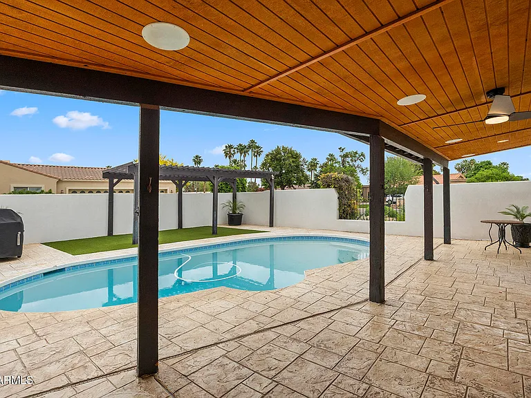 14436 N Coral Gables Dr — Photo 11