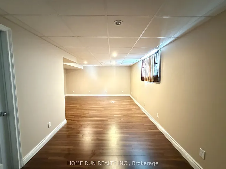 114 Glendore St — Photo 43