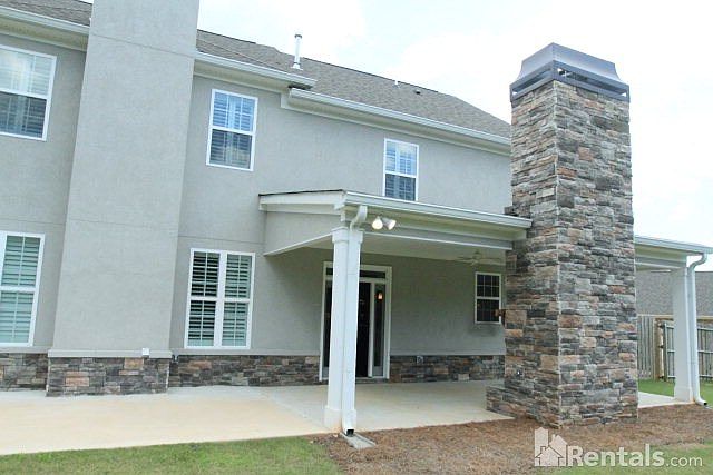 2nd image of 485 Bennington Ct