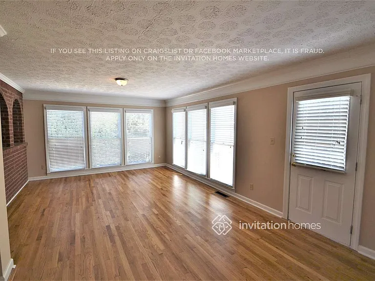 1250 Webb Gin House Rd — Photo 8