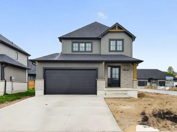 34 Postma Cres, North Middlesex, ON N0M 1A0