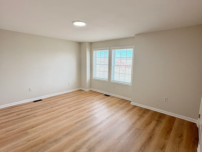 111 Bowman St #111 — Photo 13