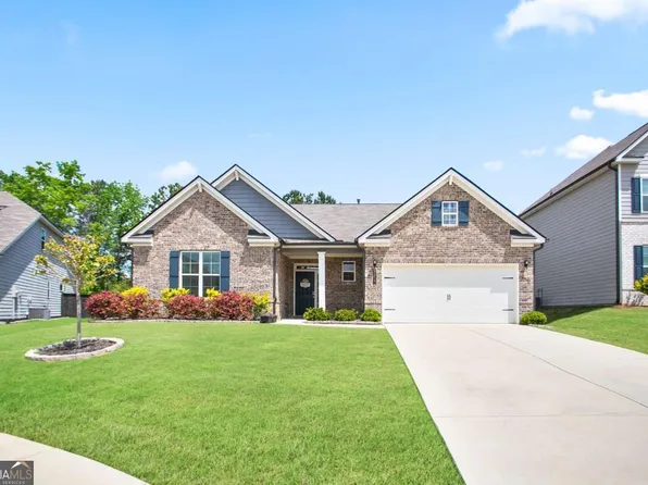 3322 Grace Farm Ln, Buford, GA 30519
