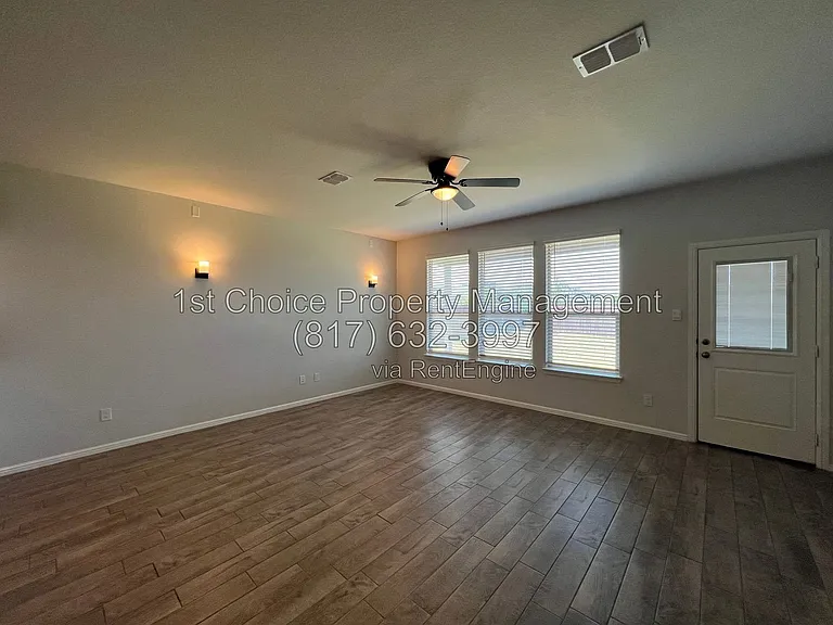 912 Rothville Ln — Photo 45