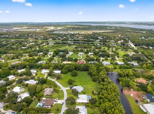 737 SW Wood Creek Dr, Palm City, FL 34990