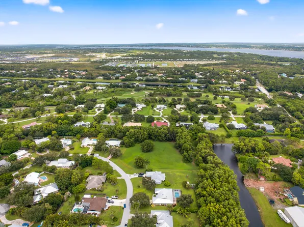 737 SW Wood Creek Drive, Palm City, FL 34990