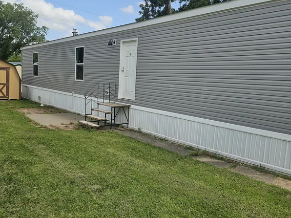 3859 Butternut Dr #63, Saint George, KS 66535