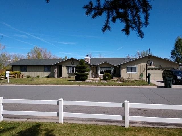 1st image of 1240 Monarch Ln