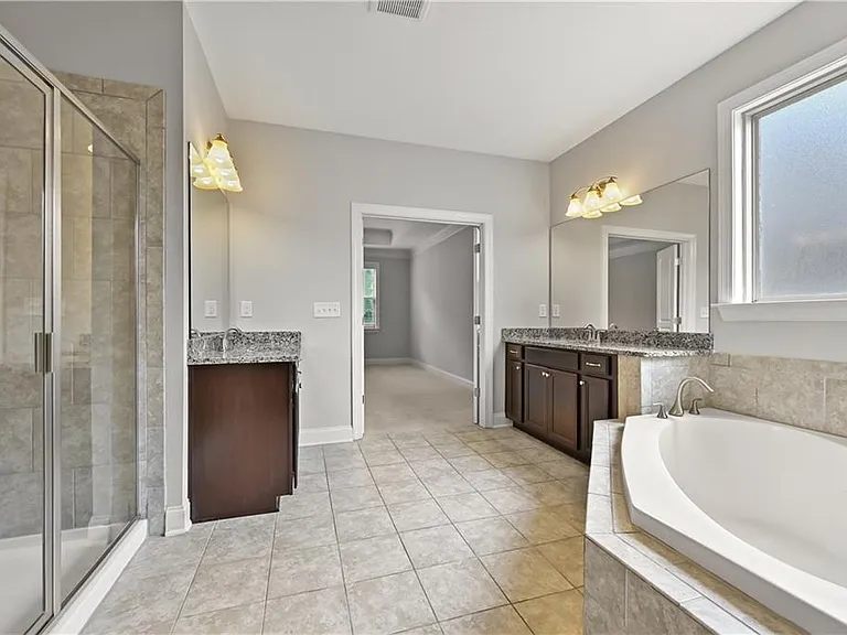 9965 Cameron Parc Cir — Photo 34