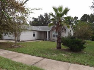 213 Oak Ridge Dr, Welaka, FL 32193