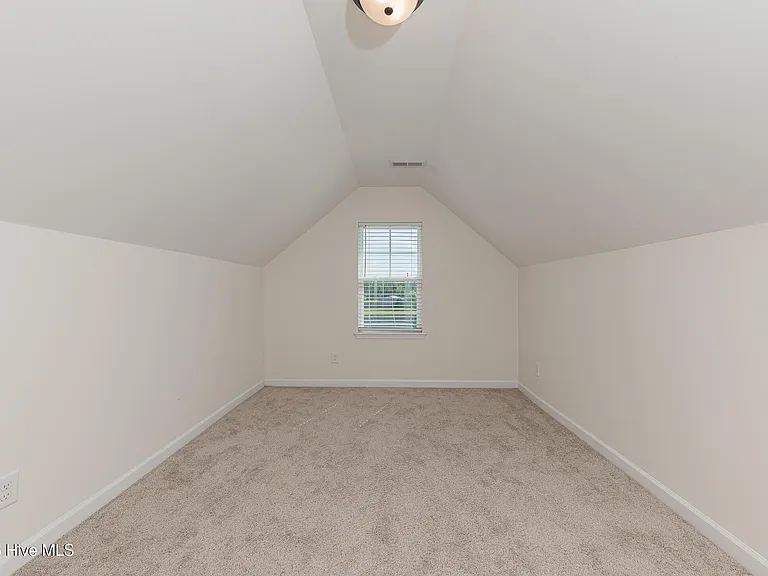 100 Mingo Dr — Photo 34