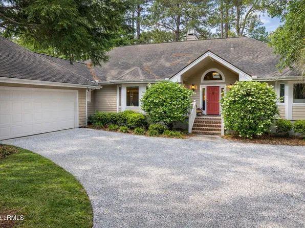 150 Dataw Dr, Saint Helena Island, SC 29920