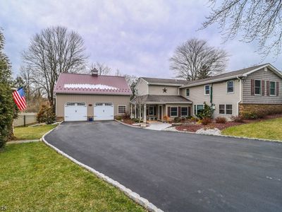 129 Bennington Pkwy, Franklin Park, NJ, 08823