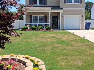 878 Bitting Hall Dr, Rural Hall, NC 27045
