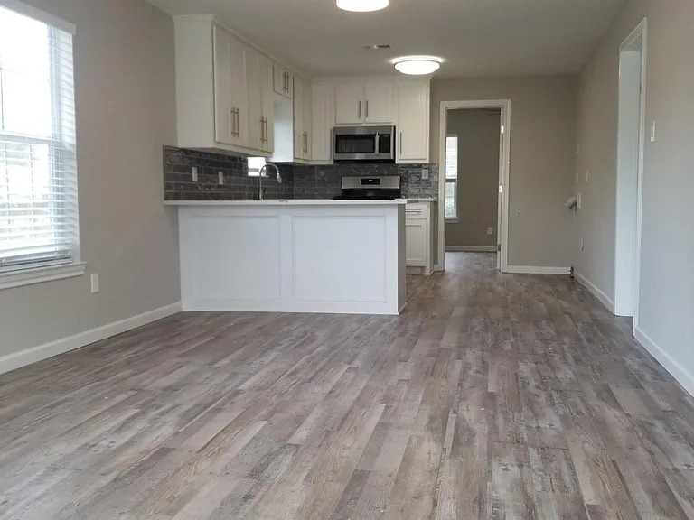 951 Reverend B J Lewis Dr #B — Photo 15