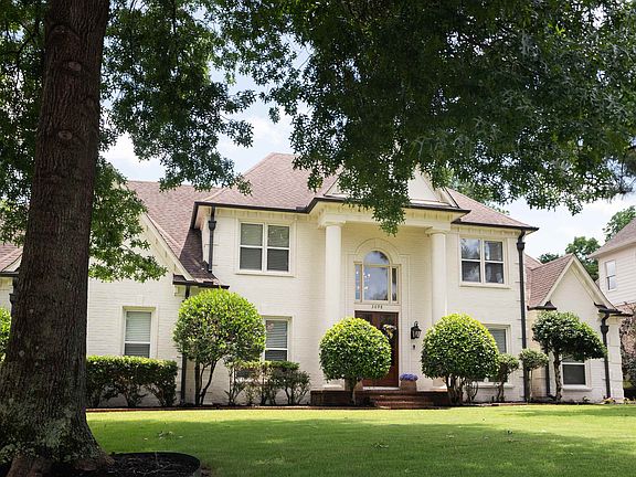 2nd image of 3098 Steeplegate Dr