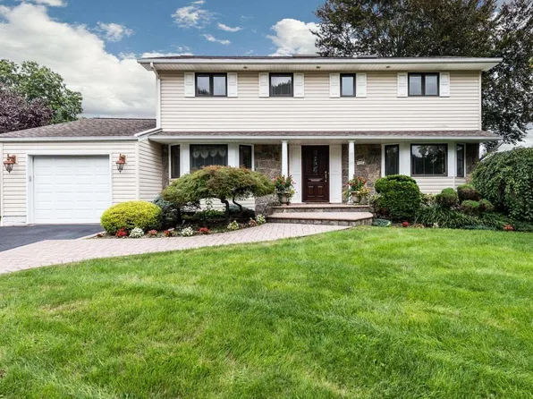 20 Westchester Avenue, Jericho, NY 11753