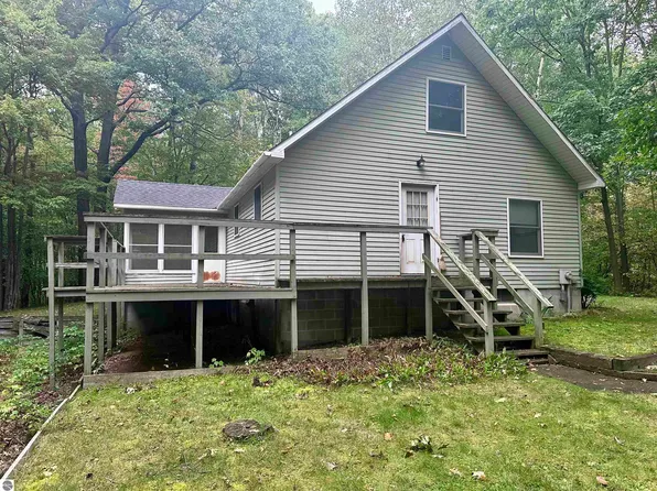 6770 W Vernon Rd, Weidman, MI 48893