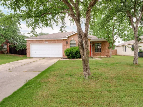 1305 Marble Cove Ln, Denton, TX 76210