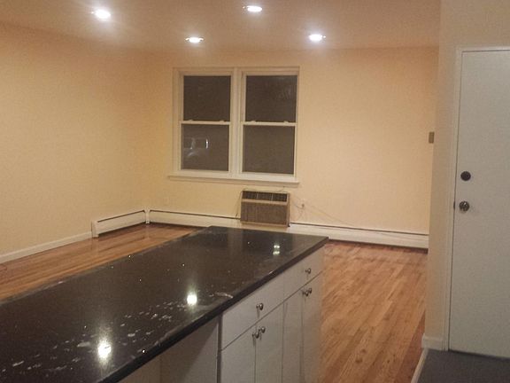 3rd image of 2065 E 56th St #2