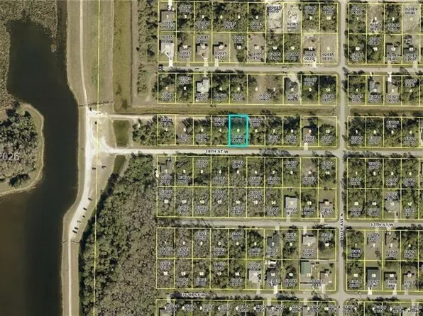 3310 38th St W, Lehigh Acres, FL 33971