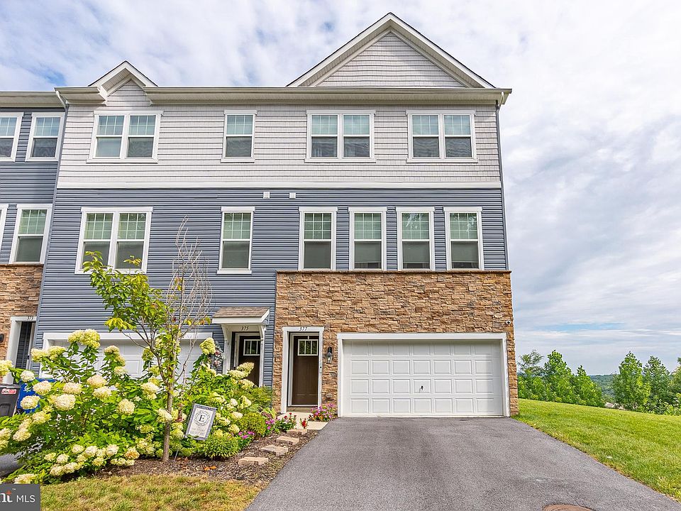 1st image of 377 Dawson Pl