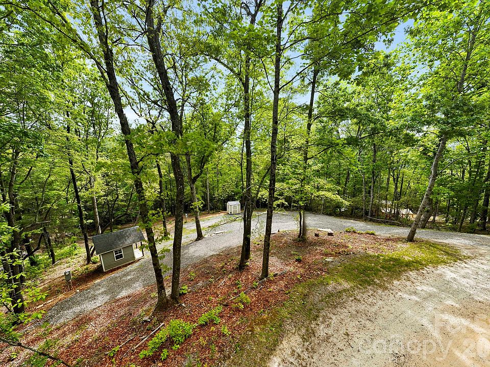 1st image of 137 Bird Song Rd #3