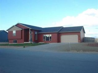 8009 Avocet Dr, Helena, MT 59602