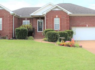 465 Belle Breeze Pl, Gallatin, TN 37066