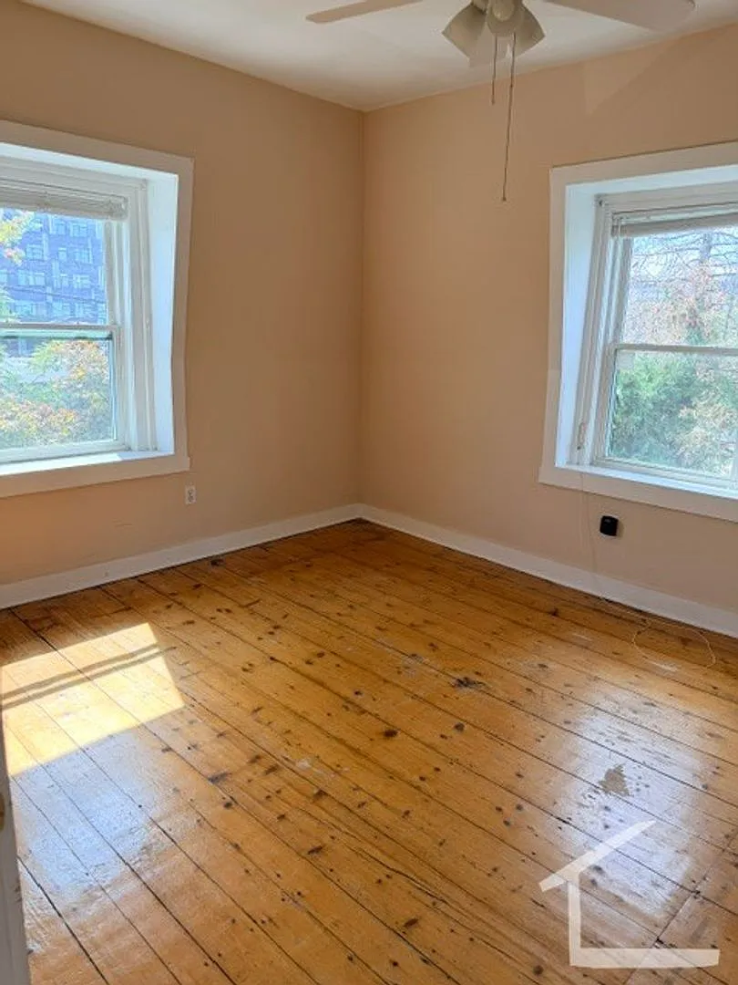 Check out this 1.5 Bedroom in Allston — Photo 3