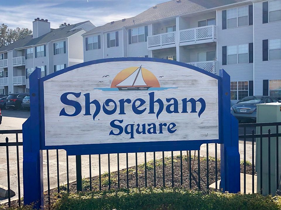 1st image of 604 Shoreham Ct APT 301