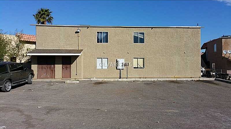 2nd image of 1427 Garden Cir