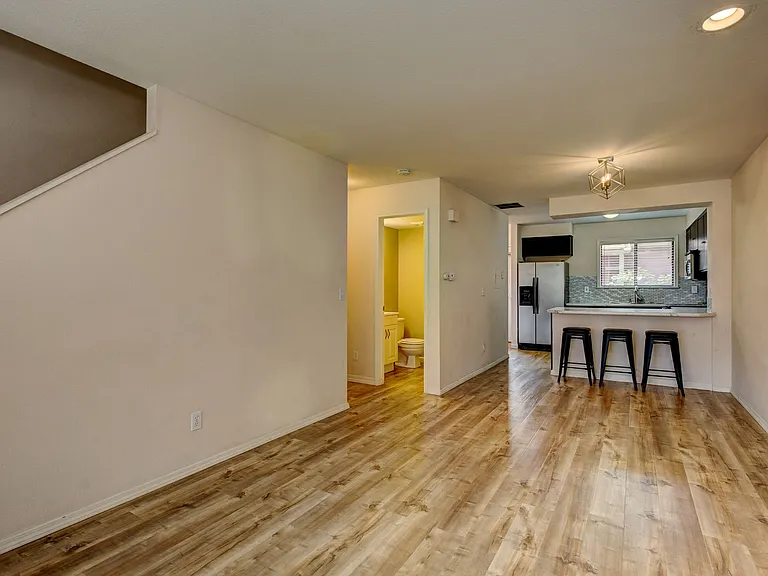 3036 S Betsy Ross Ln — Photo 9
