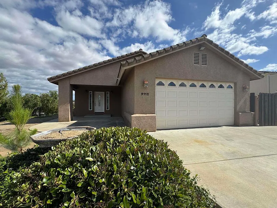 9112 Pinzolo Point