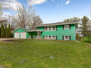 417 Warner Ave, Spring Valley, MN 55975