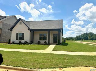 17437 Brooklawn St, Athens, AL 35611