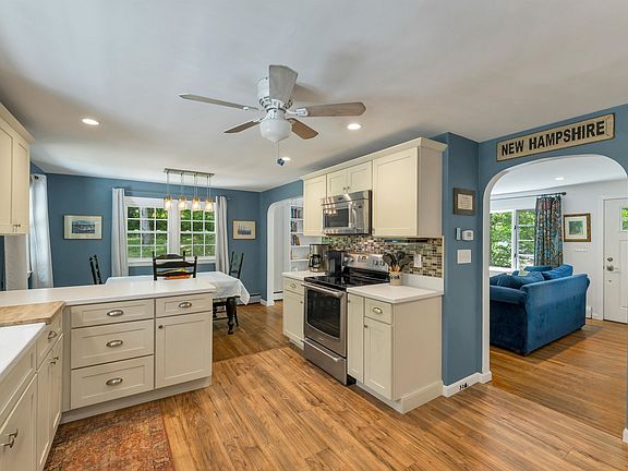5th image of 14 Squamscott Road