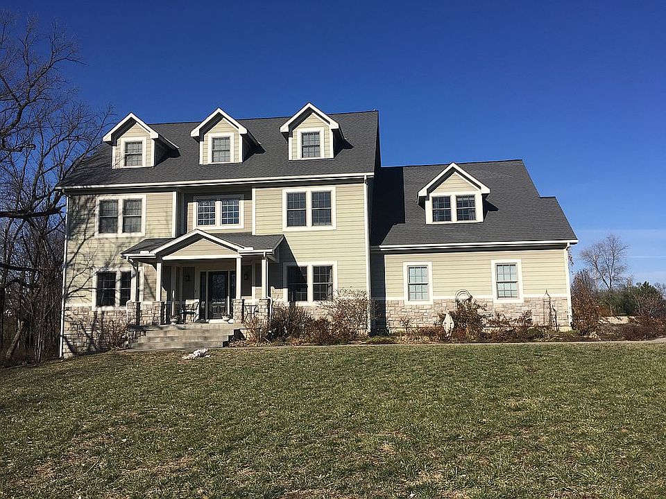 1st image of 18230 Prairie View Dr