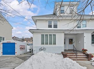 33 Delaware Ave, Staten Island, NY 10304