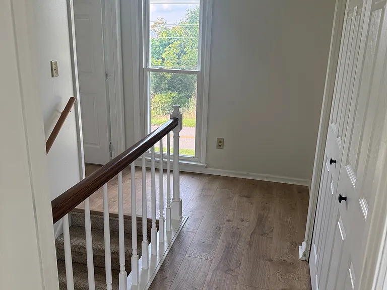 507 Lovers Ln — Photo 10