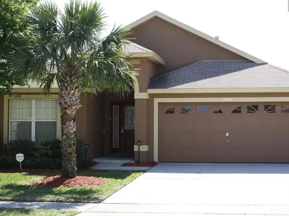 2697 Autumn Creek Cir, Kissimmee, FL 34747