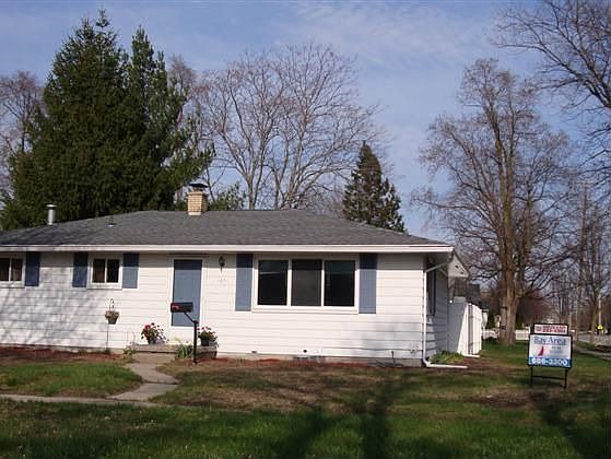 1st image of 101 Plummer St