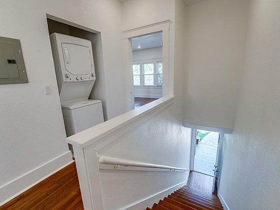 5th image of 2943 2nd Ave