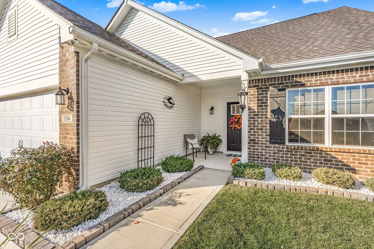 5206 Bramwell Ln photo 1