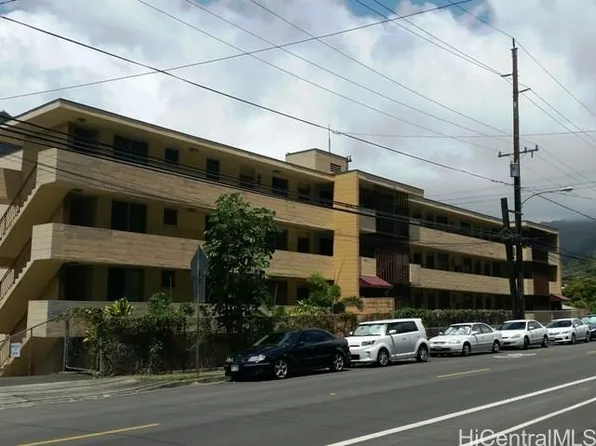 2140 10th Ave APT 303, Honolulu, HI 96816
