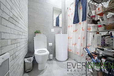 Rented by Evergreen Apartments BK
