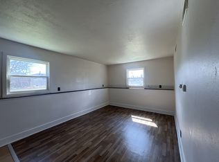 829 Sandra Ct, Racine, WI 53403