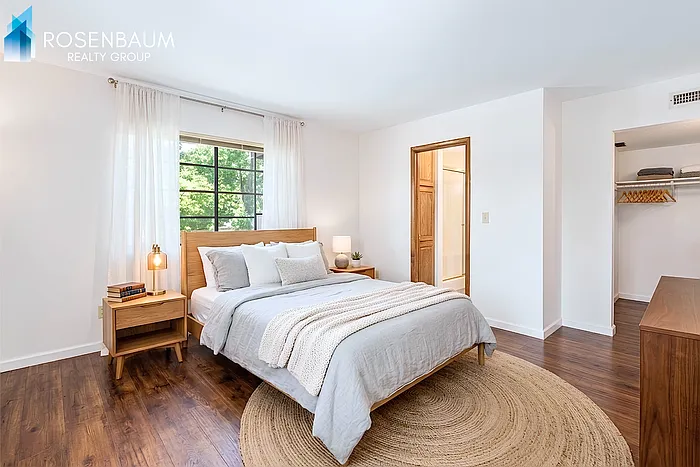 1081 Canary Dr — Photo 10