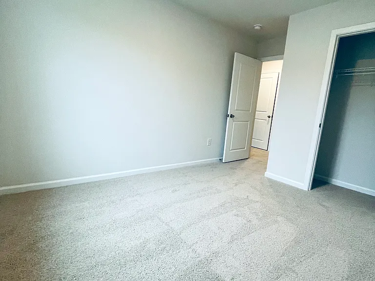 142 River Bank Rd — Photo 12